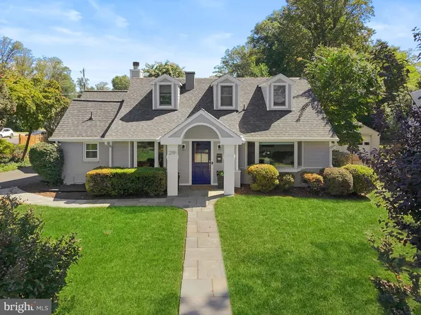 2119 Westmoreland St, Falls Church, VA 22043