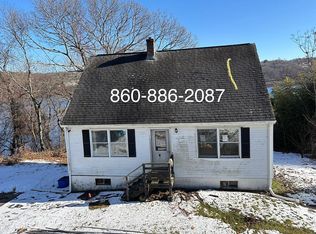 7 Coolidge St, Norwich, CT 06360