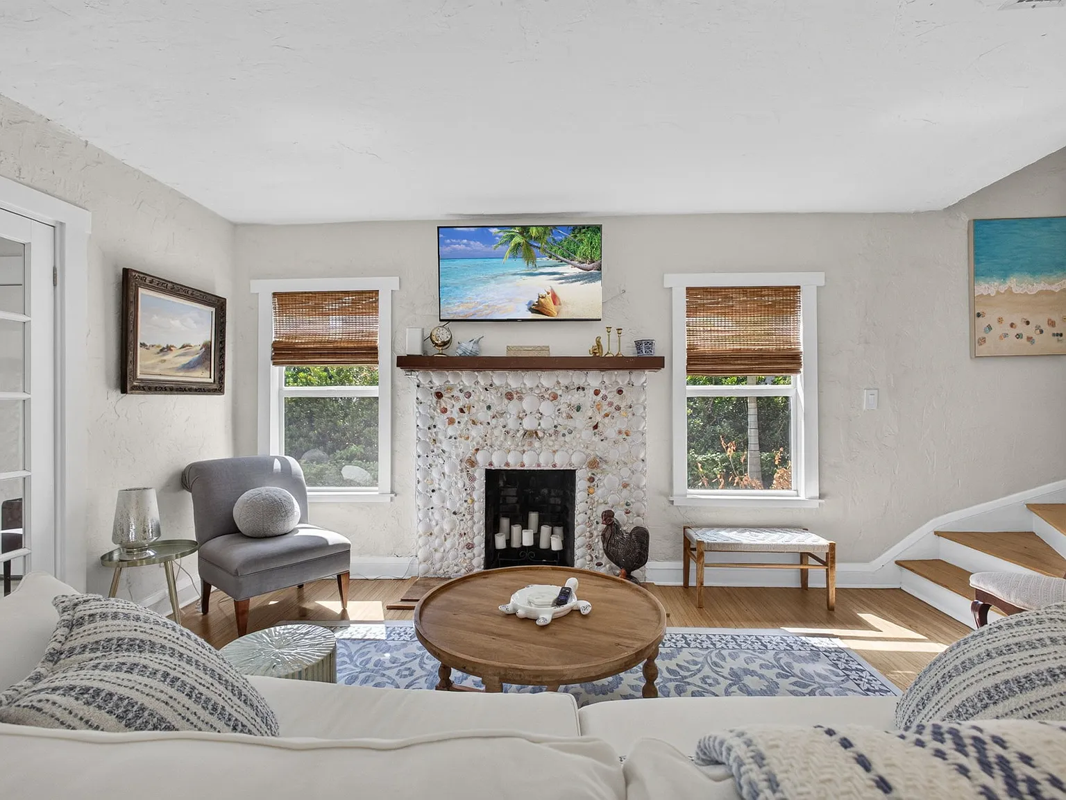 3 bed, 1.5 bath, 1304 sqft, $7,500 — Photo 3