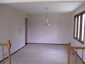 4th image of 8948 Poplar St
