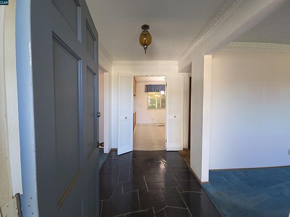 3rd image of 4400 Rio Tinto Ave