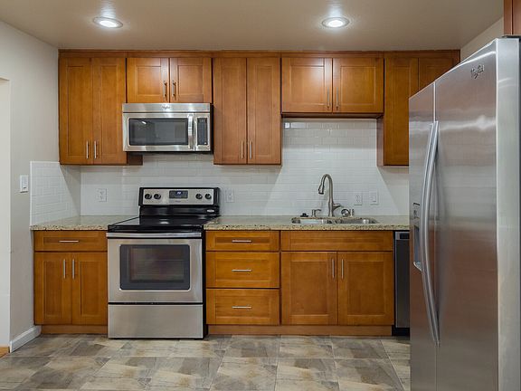 5th image of 881 San Simeon Dr
