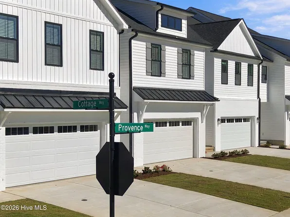 300 Provence Way #B, Greenville, NC 27858
