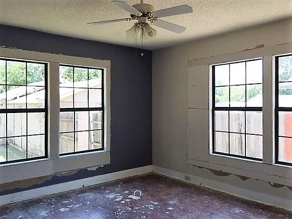 5th image of 1325 Jeanette St
