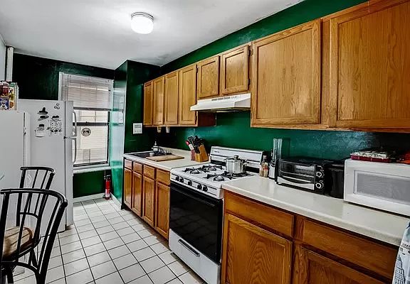 5th image of 55 Tiemann Pl APT 26