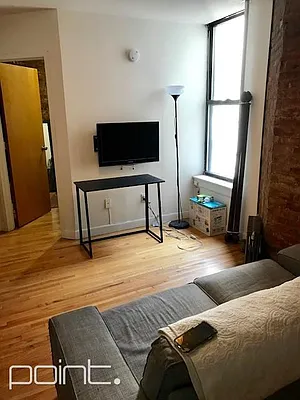 Rented by Point NYC | media 16