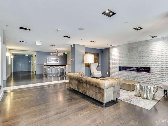 3rd image of 555 4th St Unit 444