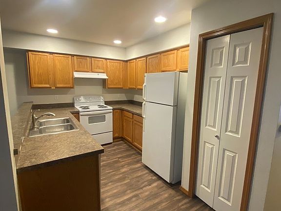 4th image of 205-211 Thompson Pl #209-B