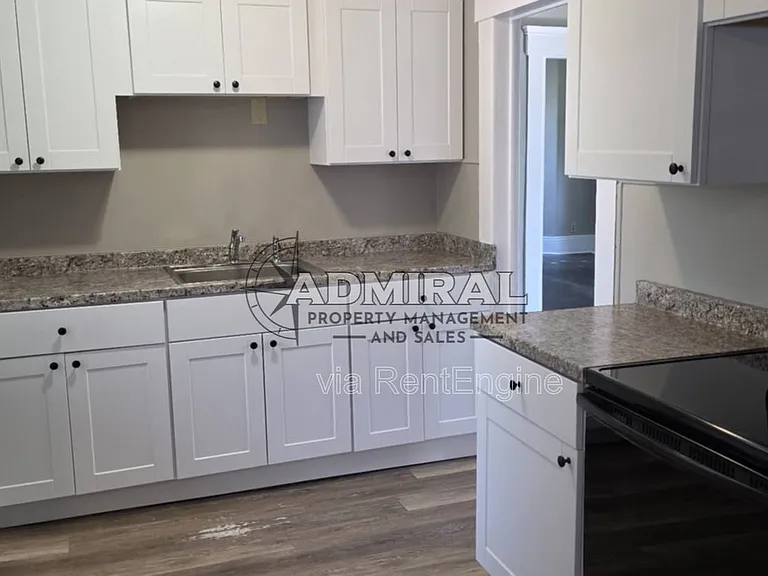 21 Knight St #1 — Photo 2