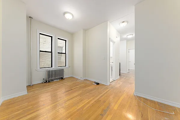 Rented by A&E Real Estate Management | media 2