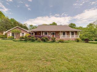 2248 Leatherwood Rd, Williamsport, TN 38487