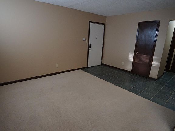 2nd image of 1119 Kearney St APT 7