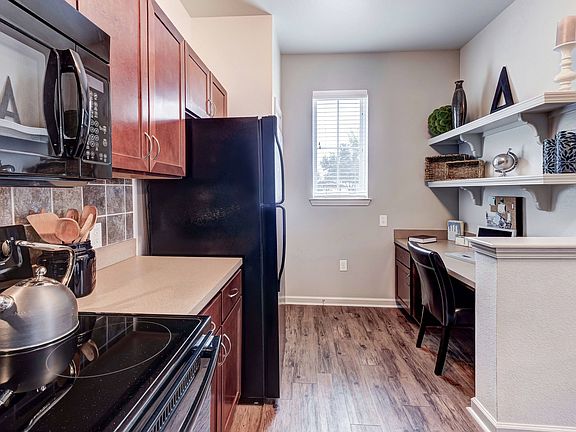3rd image of 3600 Basswood Blvd #331