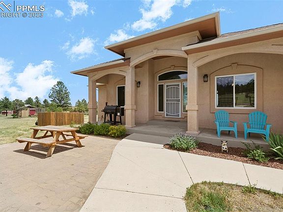 4th image of 18055 Fremont Fort Dr