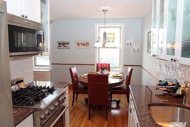 1st image of 560 W Broadway APT 4J