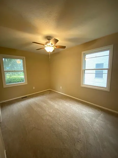 1100 Lindberg Rd — Photo 4