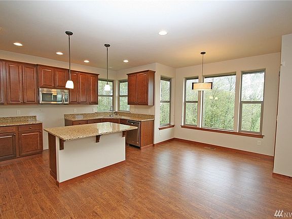 5th image of 5561 Old Settler Dr