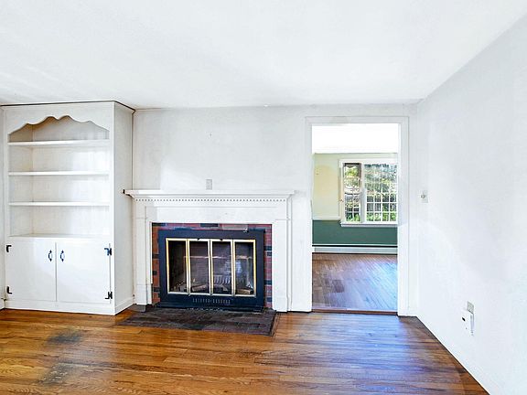 5th image of 28 Annette Avenue