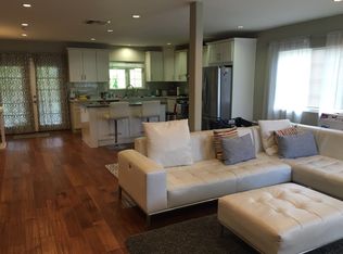 14701 Albers St, Van Nuys, CA 91411