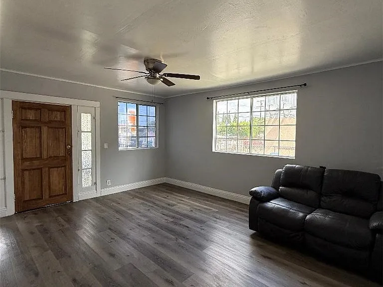 9510 Kalmia St #A — Photo 6