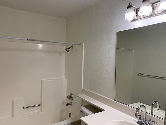 5th image of 1309 W Mission Blvd Unit 44