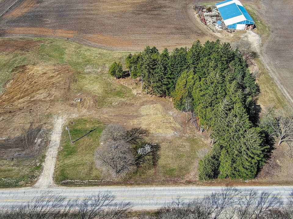 2nd image of 1627 County Road W42