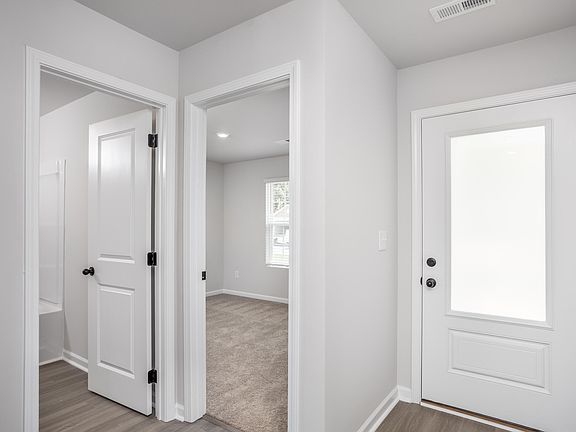 2nd image of 456 Chedworth Dr