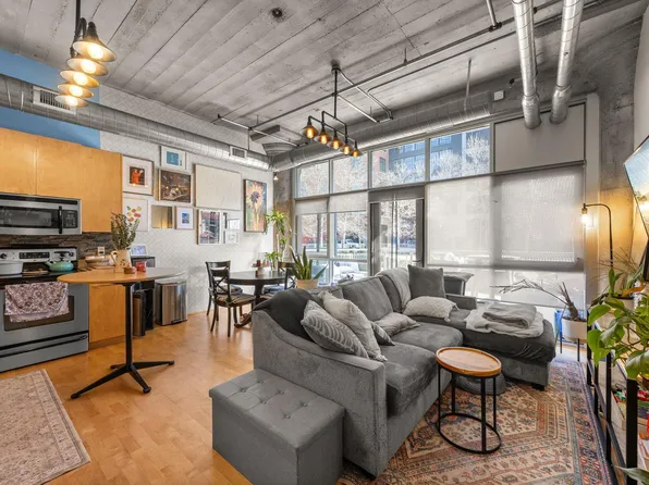 748 3rd St N #105, Minneapolis, MN 55401