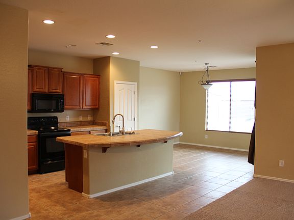 4th image of 29474 N 125th Ln