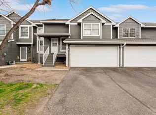 8039 Belair Ln, Eden Prairie, MN 55347