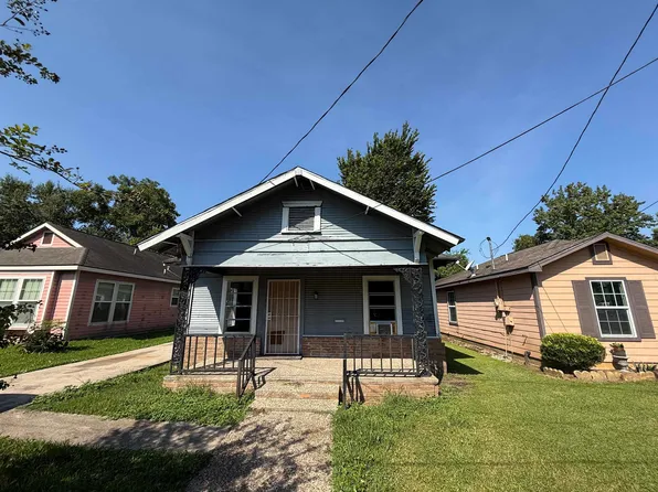 1930 Cleo St, Beaumont, TX 77701