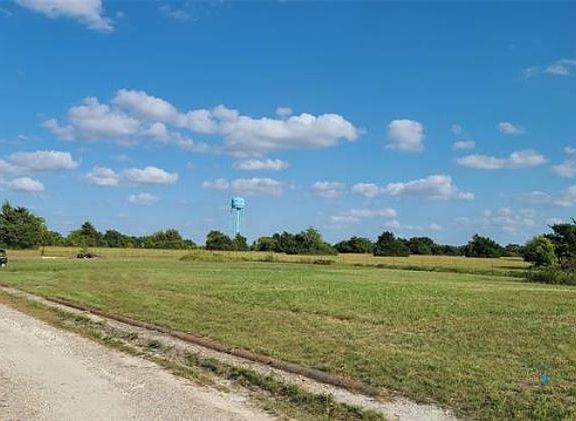 4th image of Sunnyside Dr