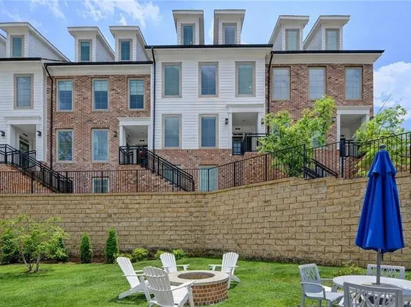 521 Burton Dr, Alpharetta, GA 30009