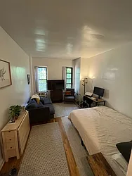 Rented by Manhattan Flats