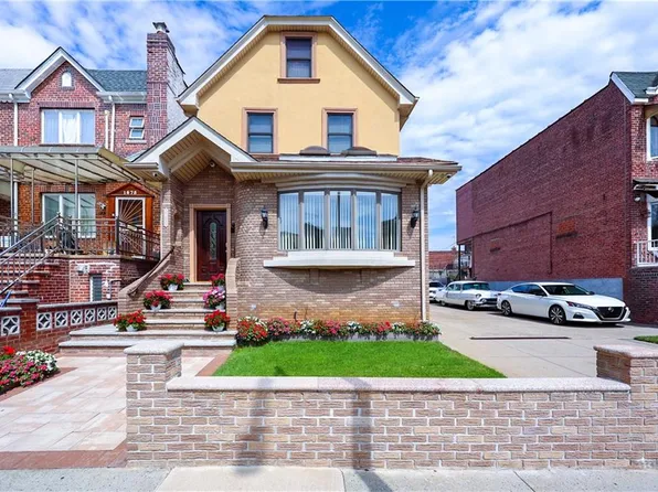 1877 W 4th St, Brooklyn, NY 11223