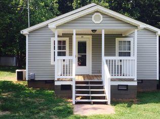 901 Stowe Dr, Lowell, NC 28098