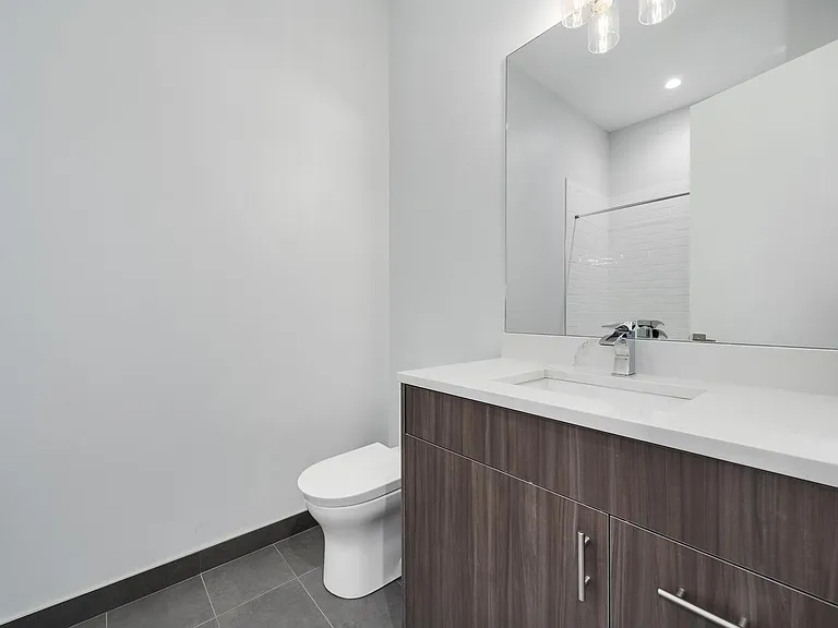 2139 W Madison St — Photo 25