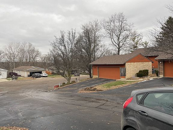 4th image of 151 Shenandoah Trl