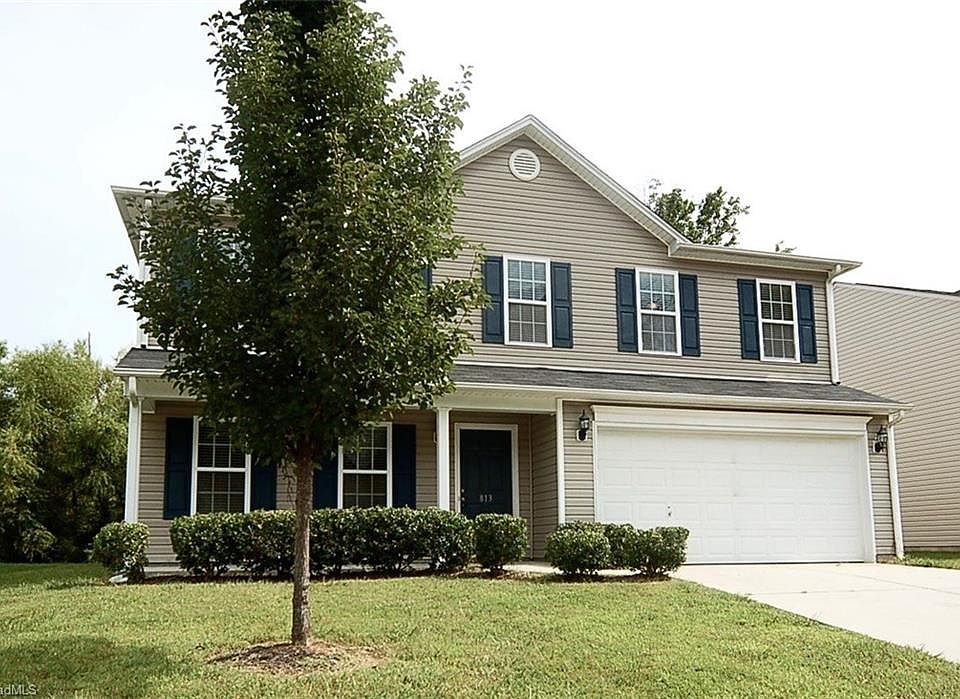 1st image of 813 Forest Crest Dr