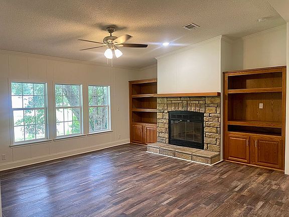 3rd image of 11125 Blue Jay Ln