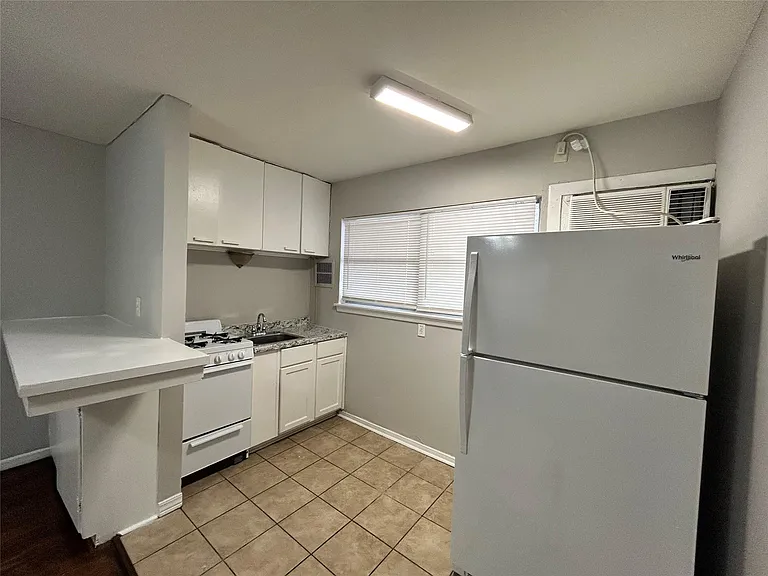 8807 Timberside Dr #3 — Photo 4
