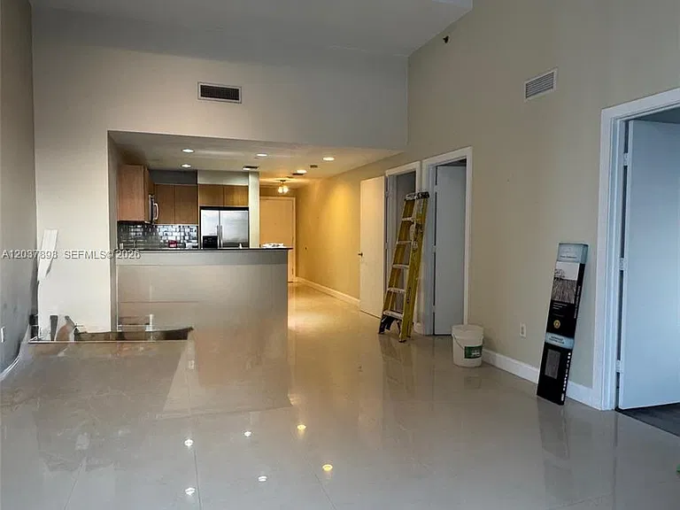 1060 Brickell Ave #4115 — Photo 3
