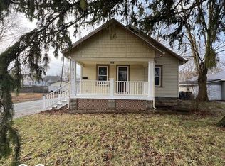 513 W State St, Pendleton, IN 46064