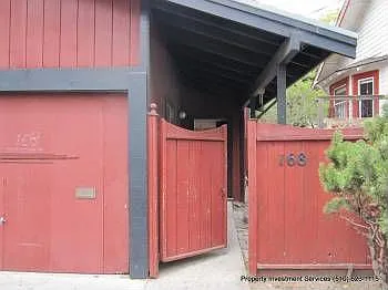 168 Moss Way photo 1