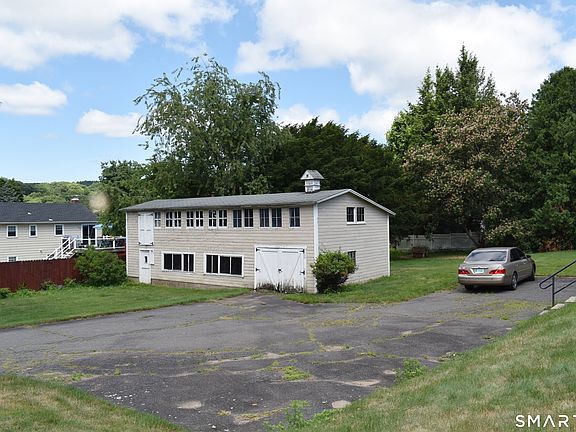 5th image of 505 Burlington Avenue