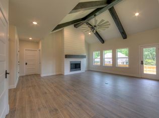 87 Dawns Edge Dr, Montgomery, TX 77356