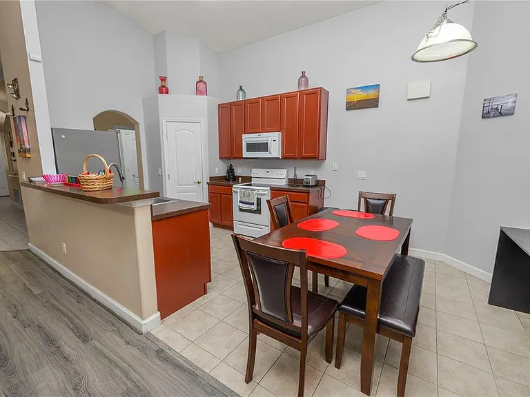 548 Old Bridge Cir — Photo 28