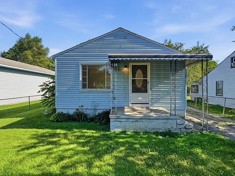 2130 Brady Ave — Photo 11