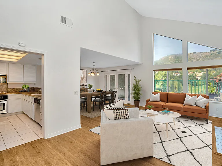 3679 Calle Joaquin — Photo 3
