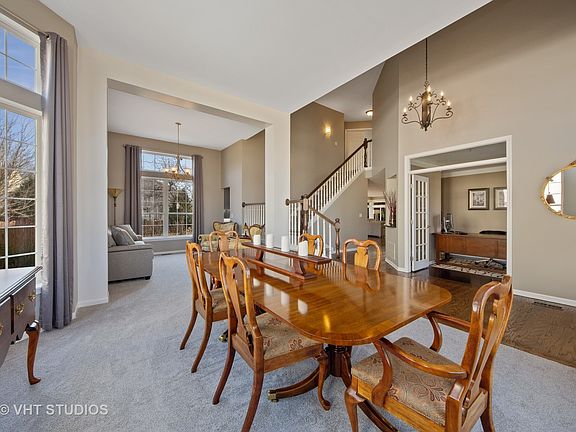 4th image of 2331 Somerset Ln